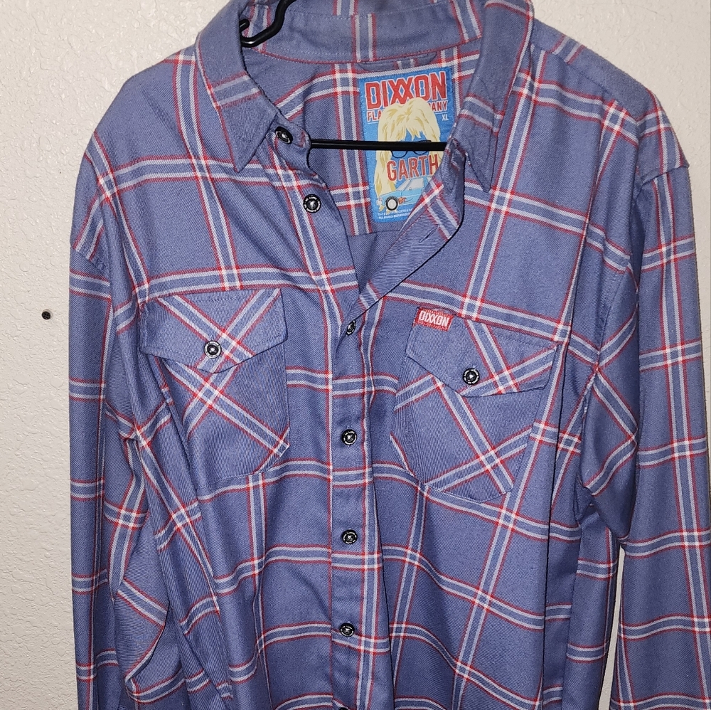 Dixxon flannel party on